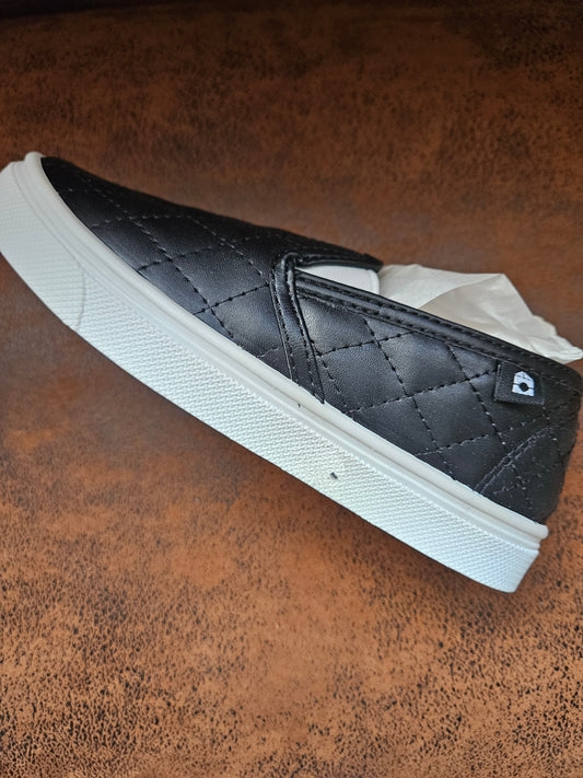 Madison Girls Slip On-DEFECTIVE