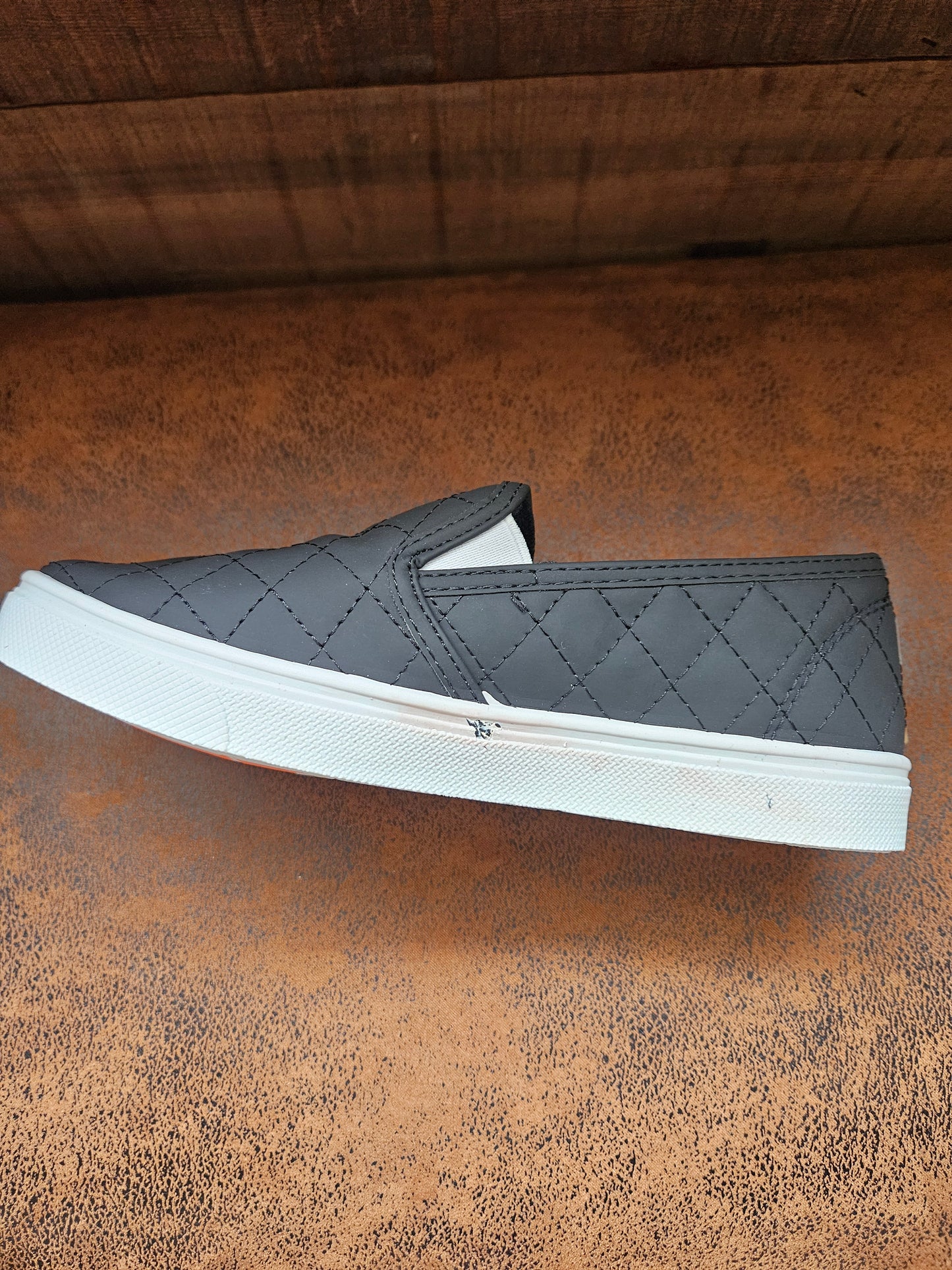 Madison Girls Slip On-DEFECTIVE