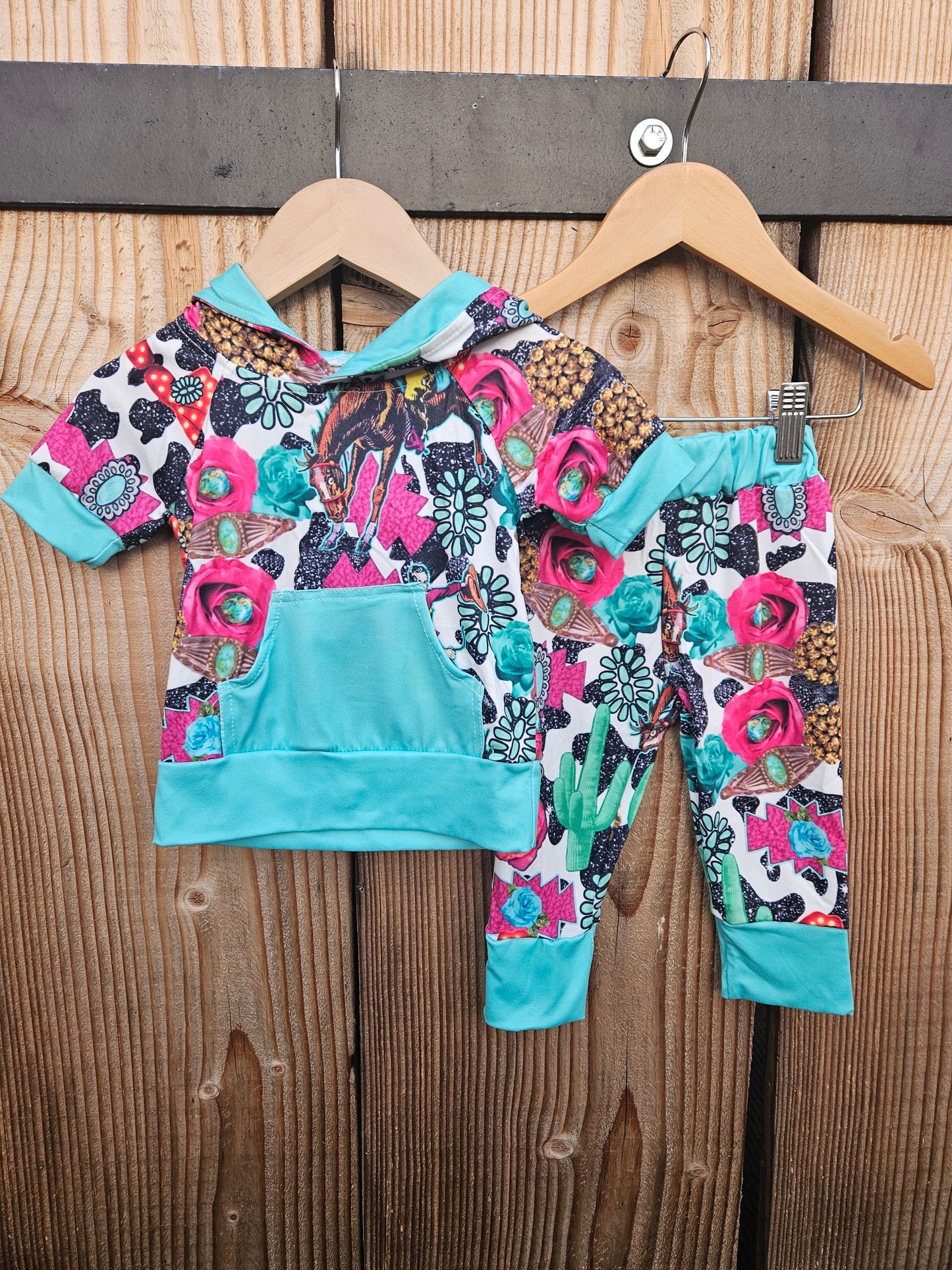 Turquoise Concho Girls Jogger Set
