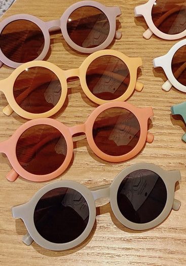Retro Daisy Matte Sunglasses